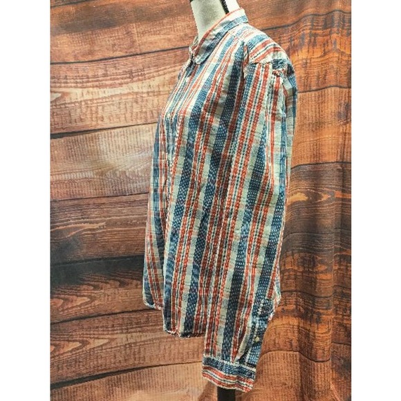 L.O.G.G button up shirt - Picture 2 of 4